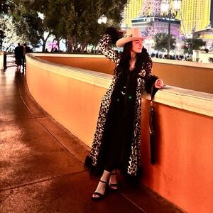 SHEIN Printed Fur Detail Duster